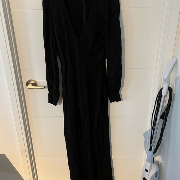 Reformation jumpsuit size S - Picture 1 of 2